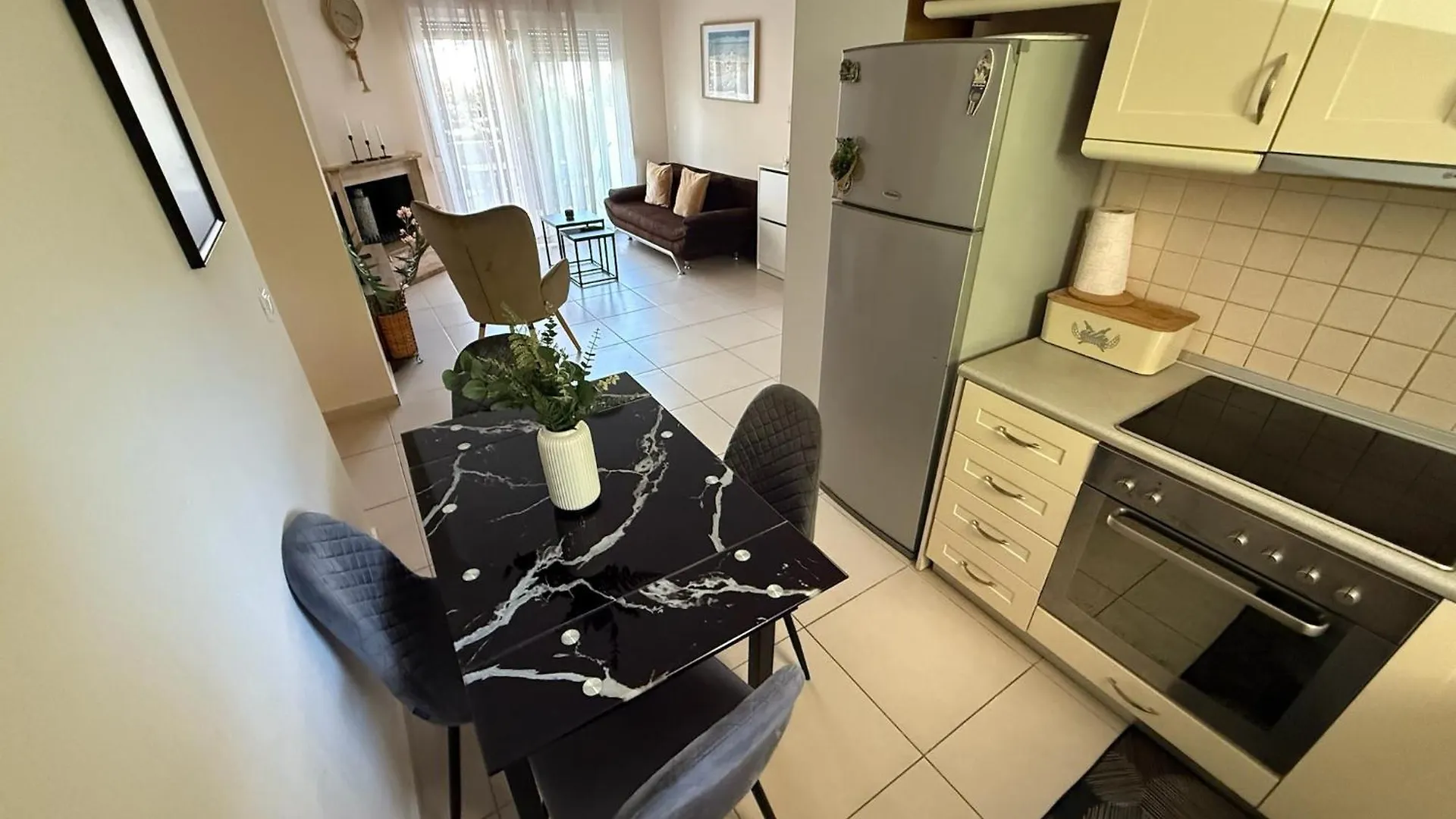 Viktoria Apartment Pefkochori Greece