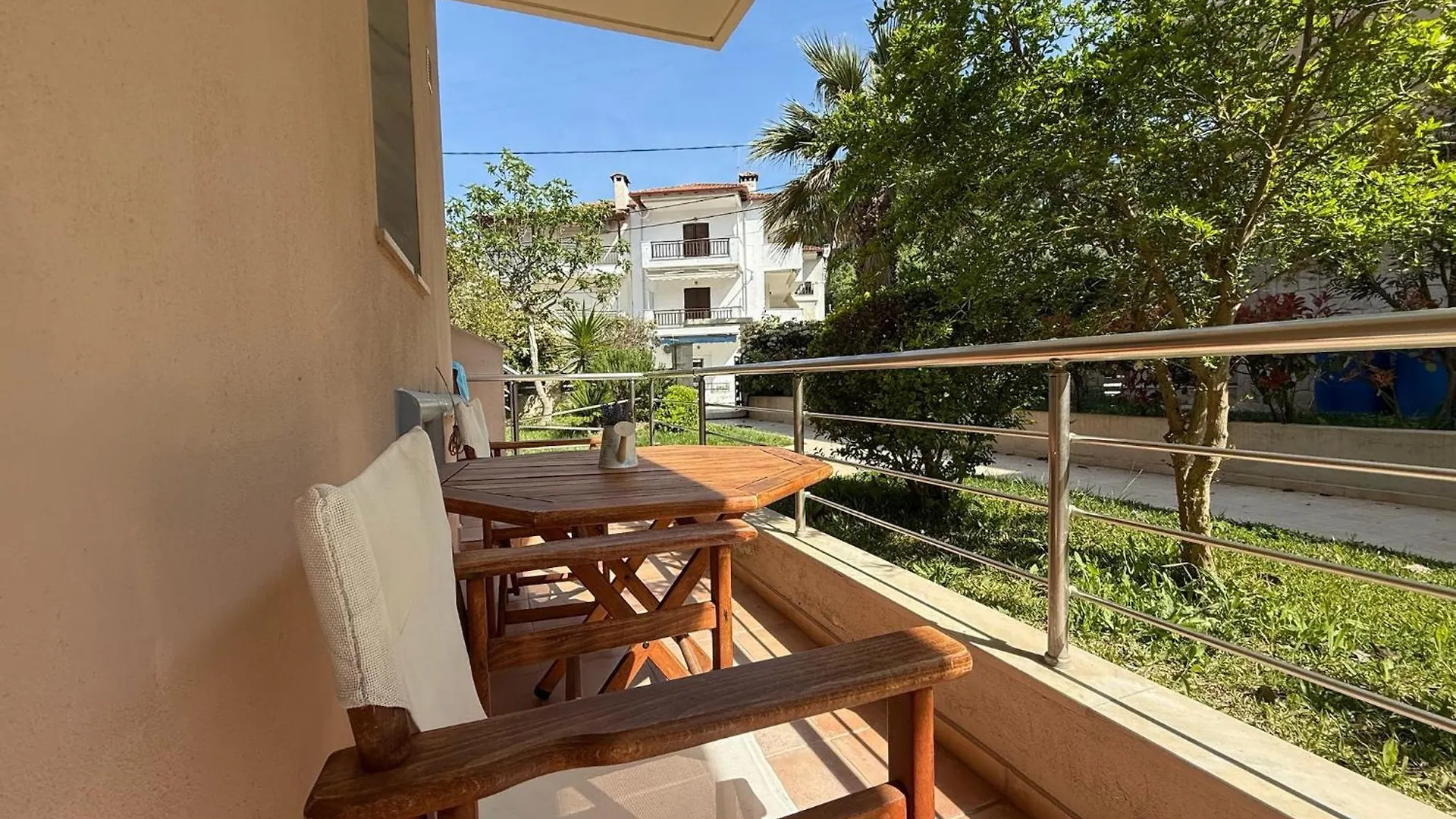 Viktoria Apartment Pefkochori Greece